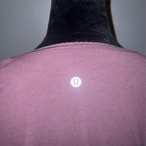 Lululemon Ironic Wrap Long Sleeve Cross Over Drape - Purple - size 8 - Picture 4 of 5